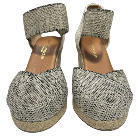 Andre Assous Beige & Black Espadrille Wedge Sandals Size 7 Made in Spain - Picture 3 of 12